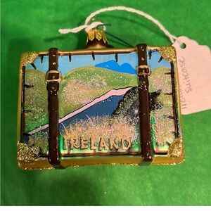 Handmade pinnacle peak glass blown ornament